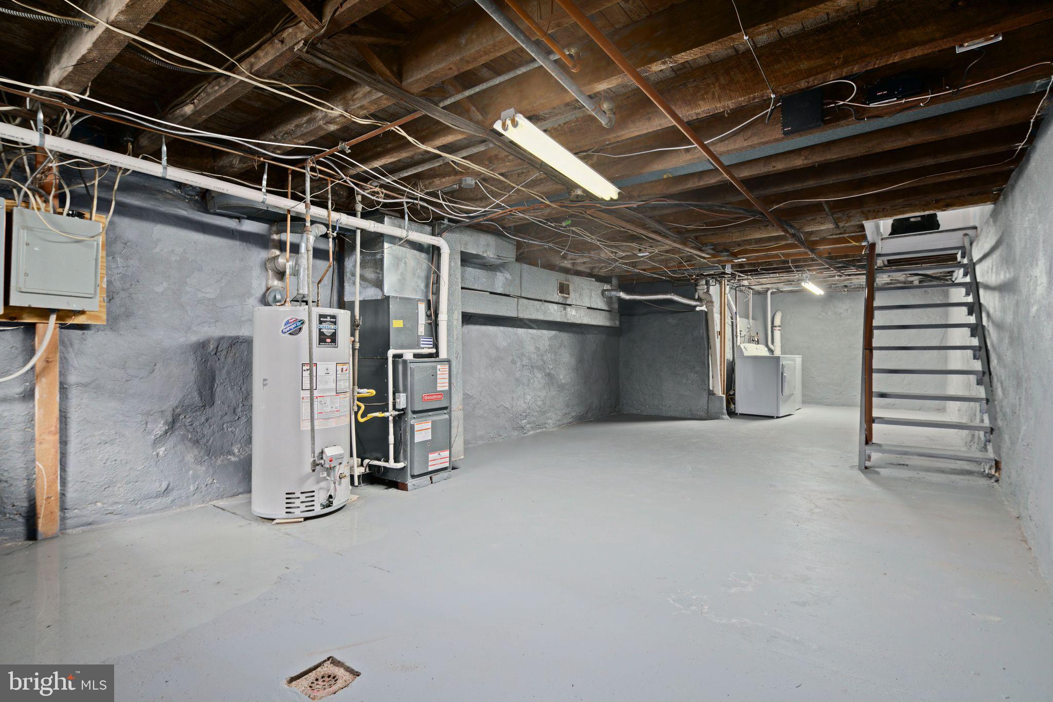 2430 Federal St