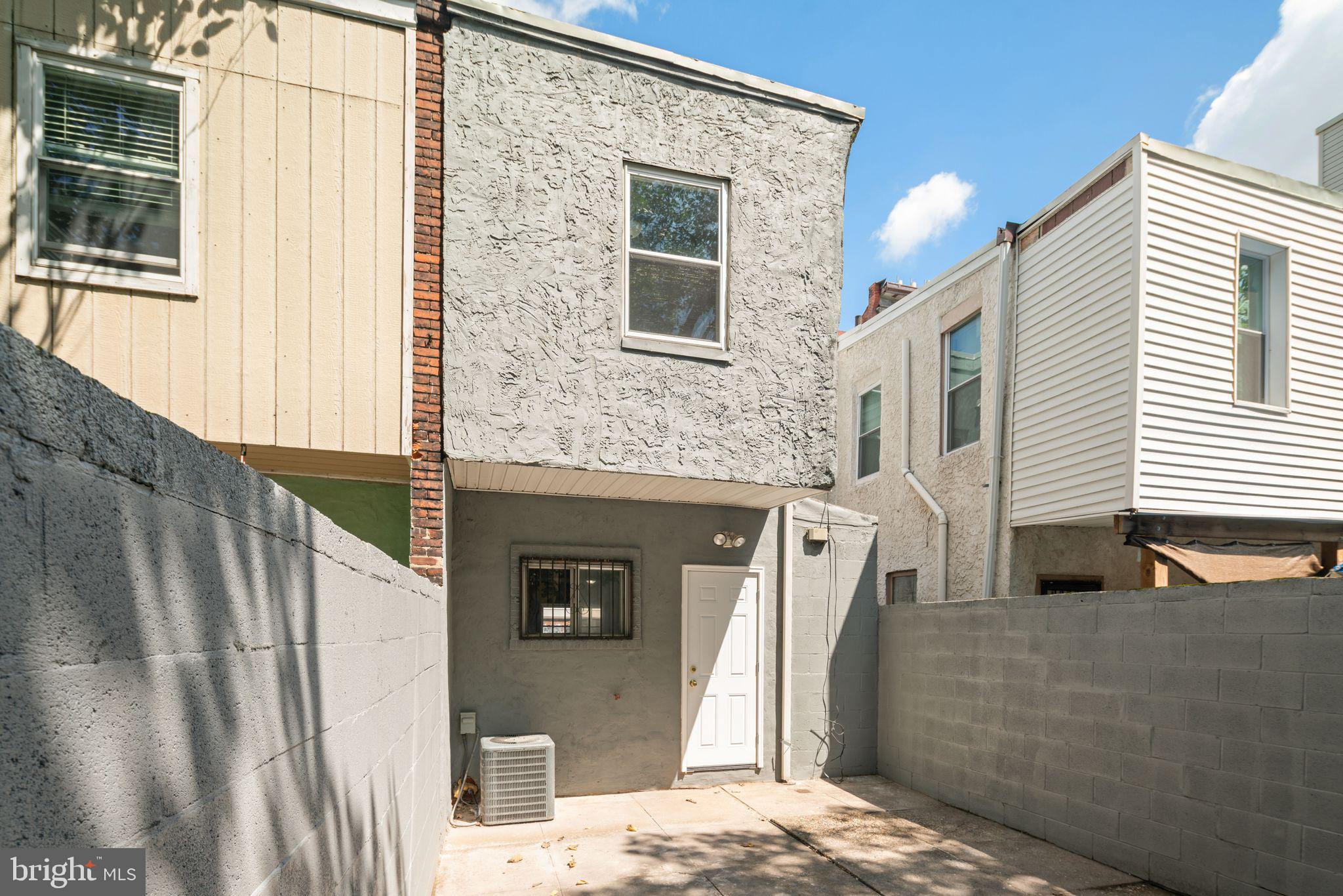 2430 Federal St