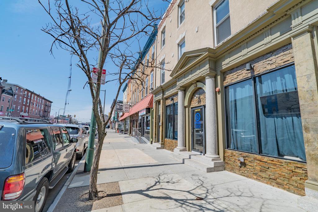 507-9 W GIRARD AVE #3F