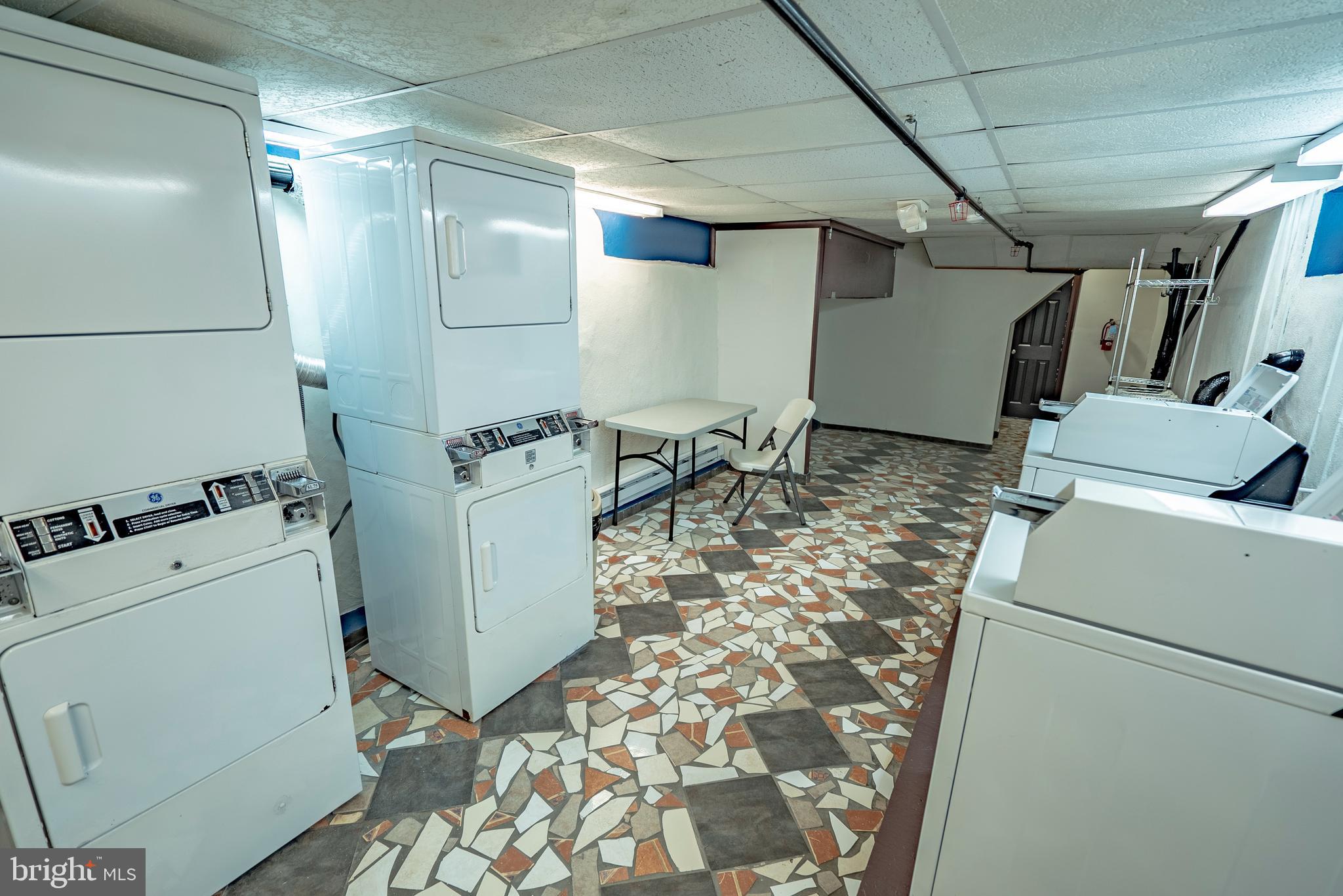 507-9 W GIRARD AVE #3F