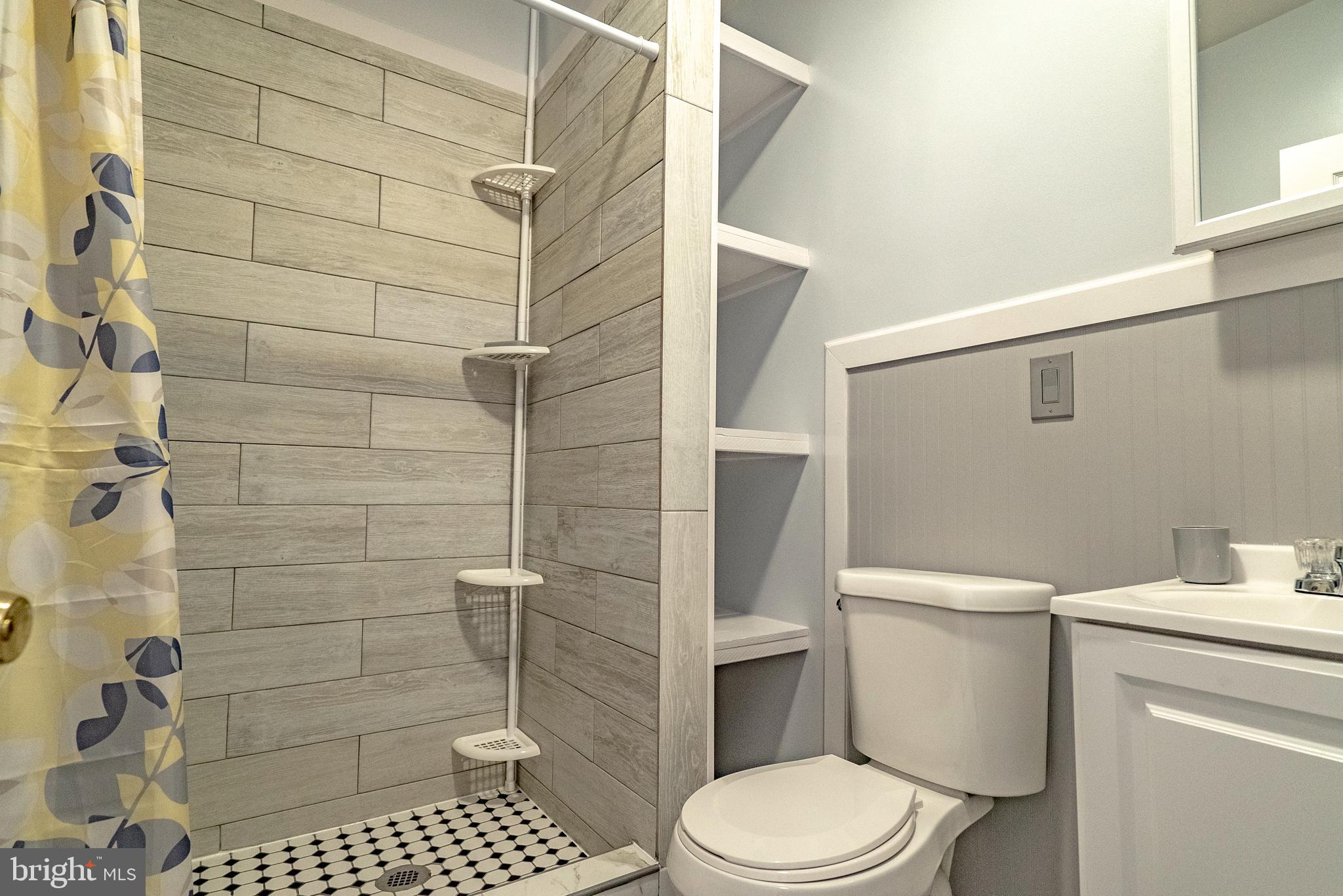 507-9 W GIRARD AVE #3F