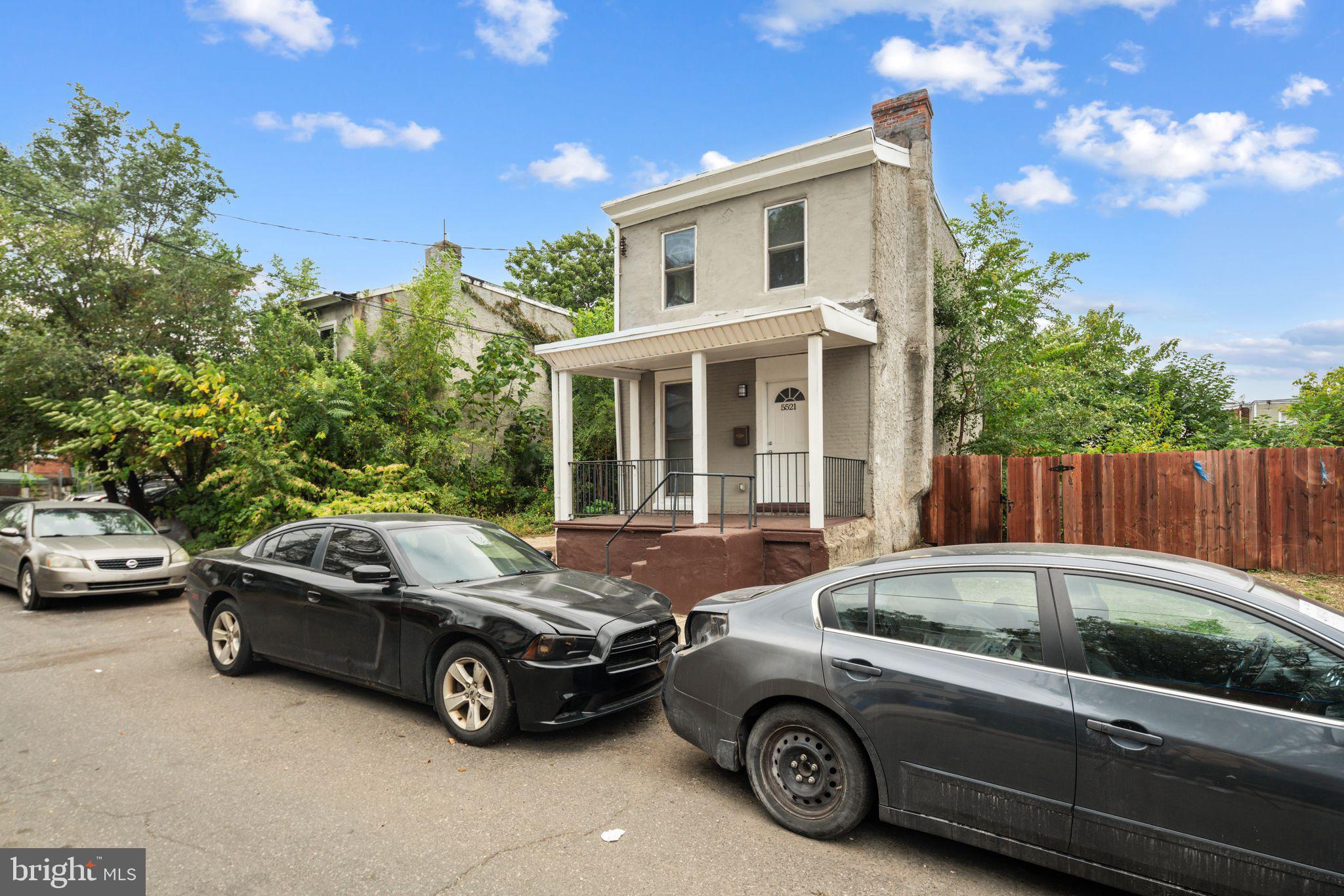 5521 Yocum St