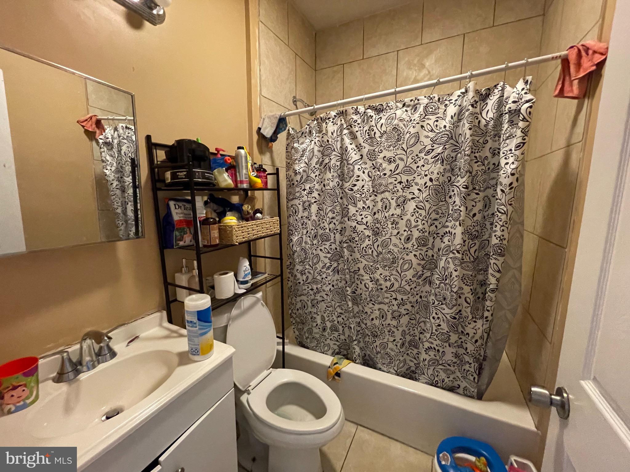 2408 GERMANTOWN AVE #2