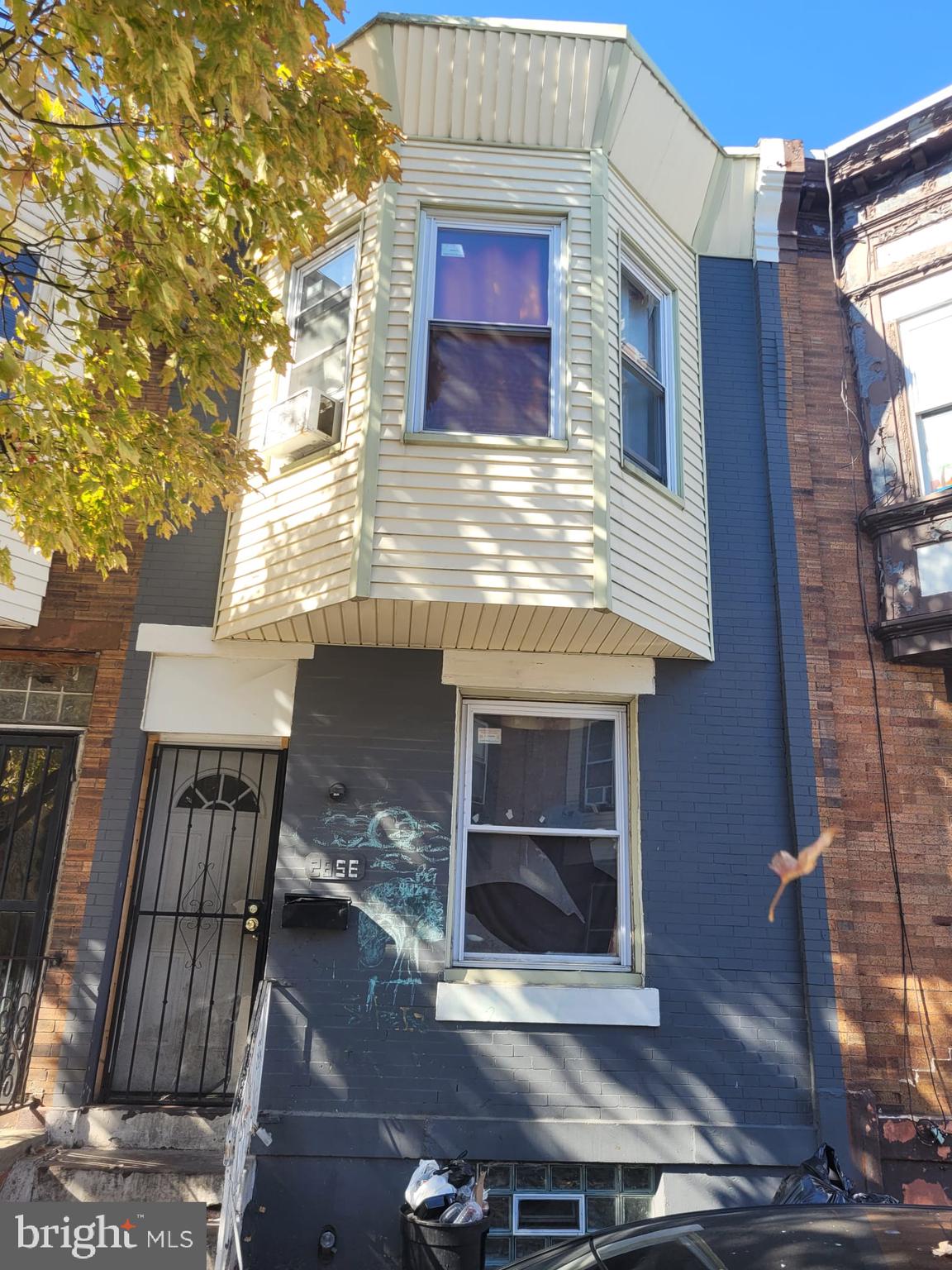 2858 N RINGGOLD STREET