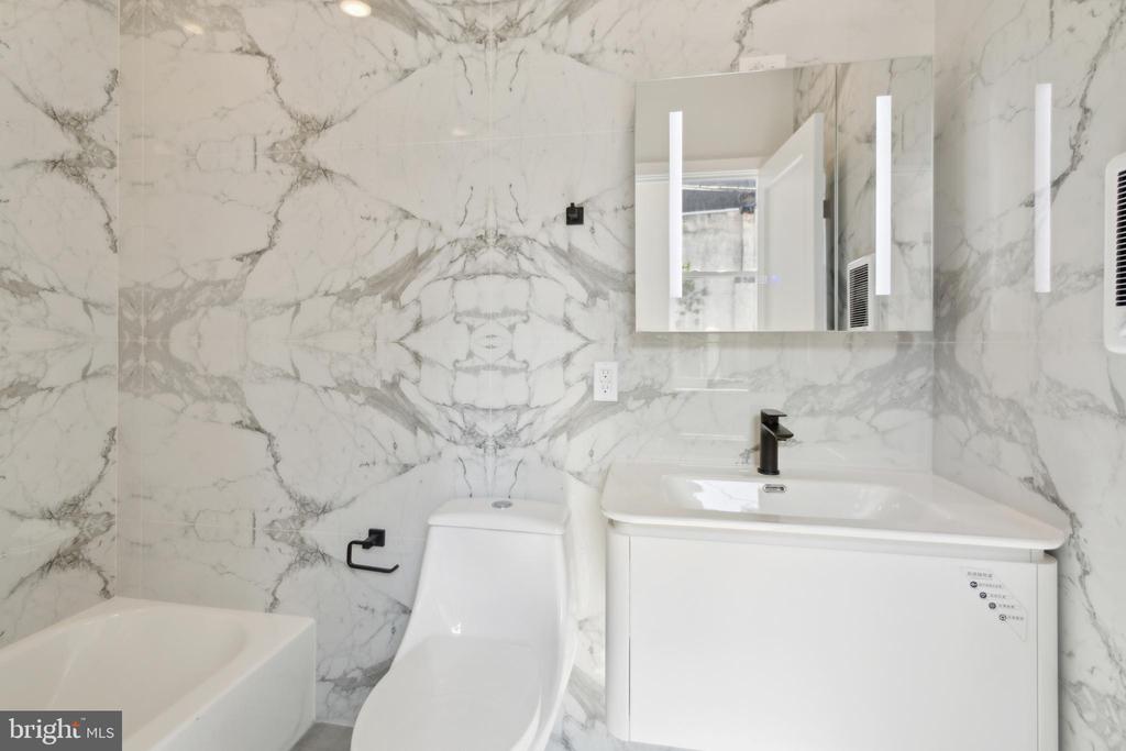 4145 W GIRARD AVE #5
