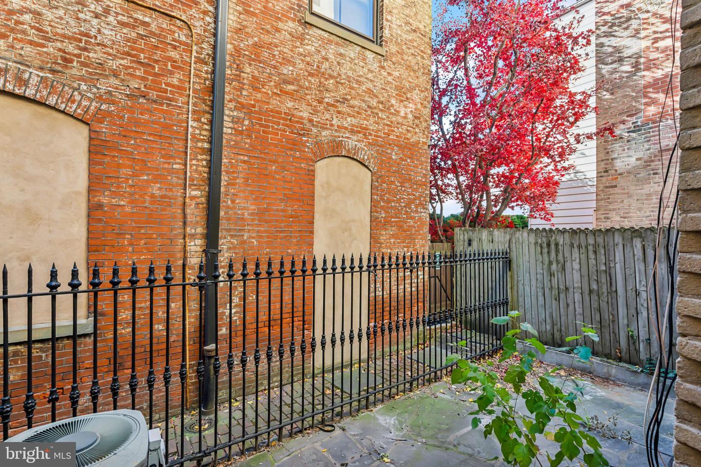 1918-20 Panama St