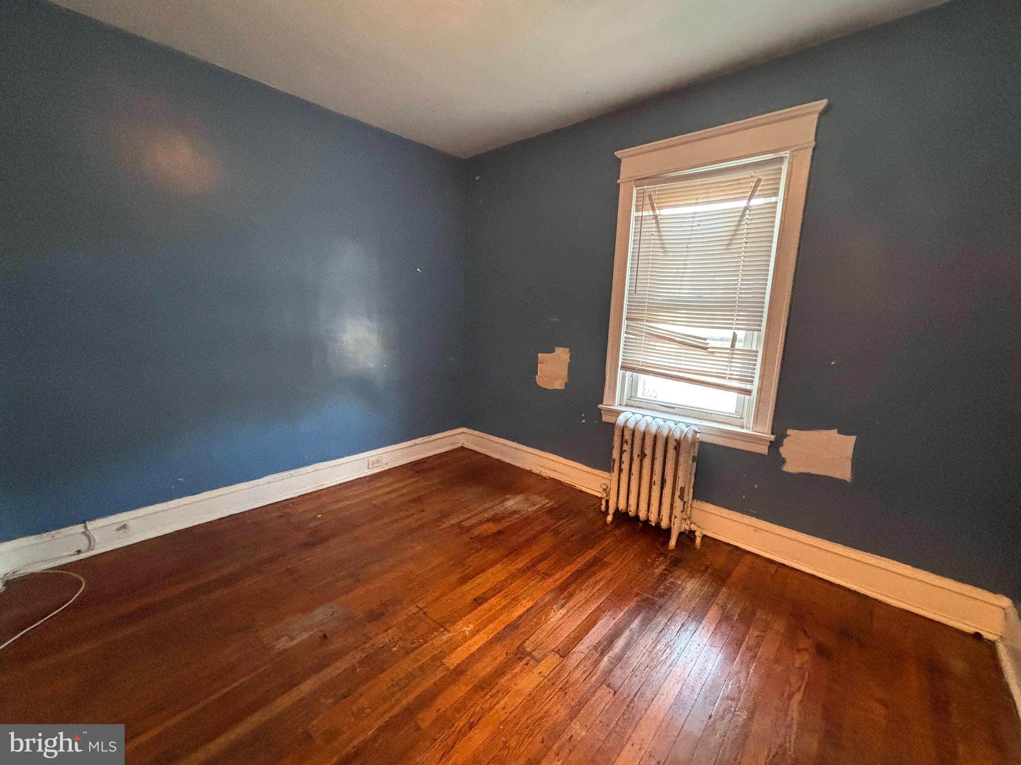 5328 W COLUMBIA AVENUE