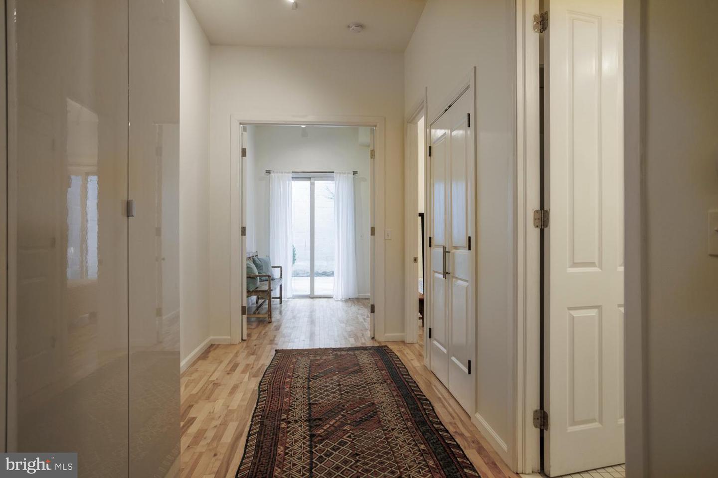 1215 N Hancock St