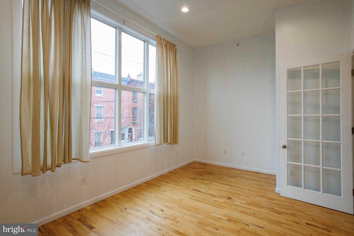 1215 N Hancock St