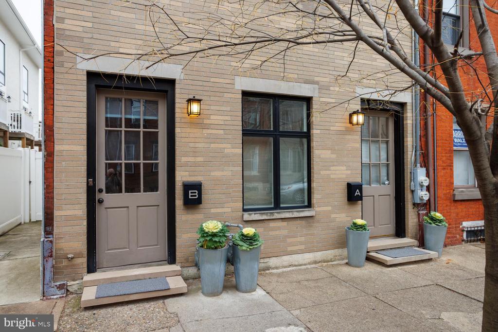 1215 N Hancock St