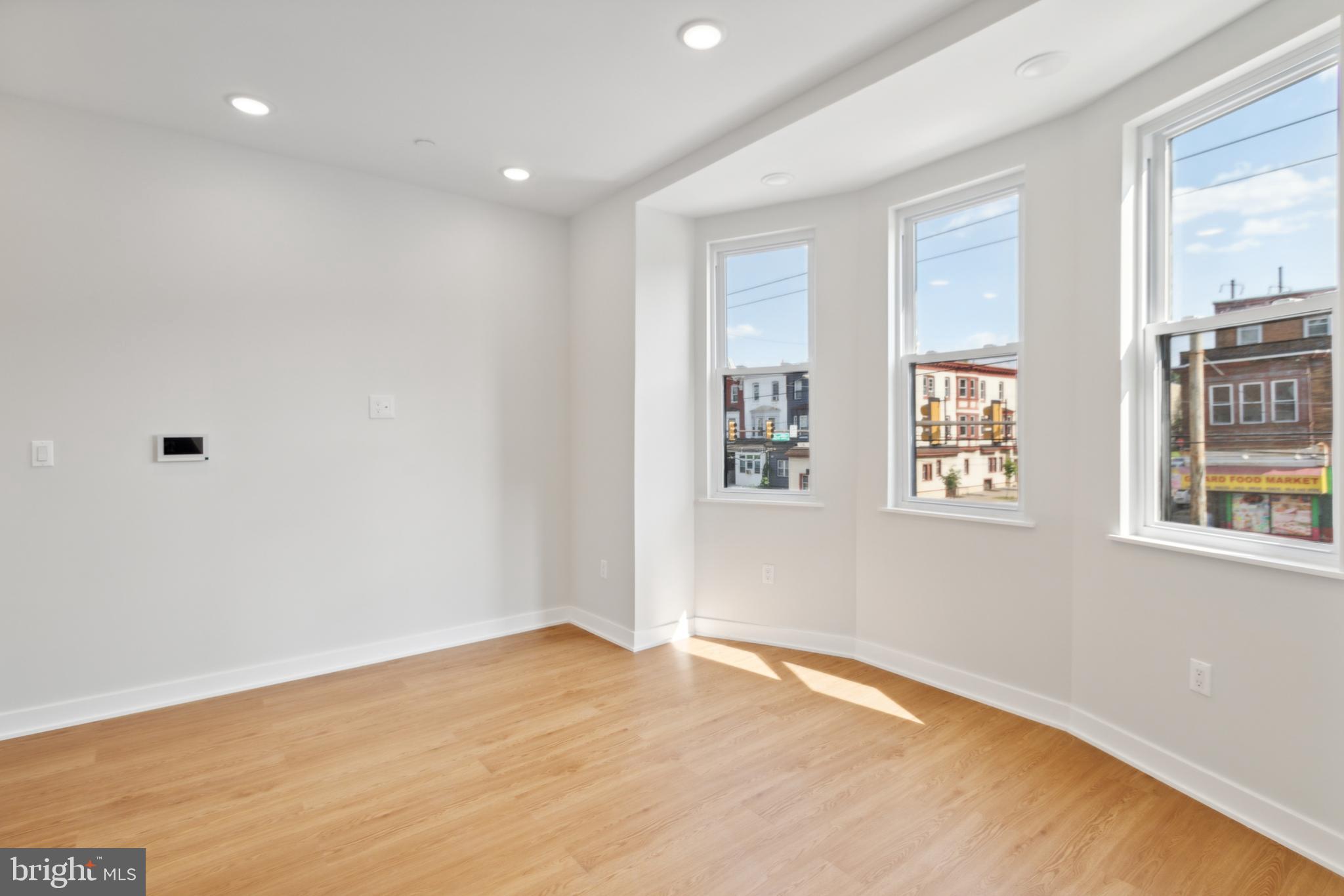 4145 W GIRARD AVE #9