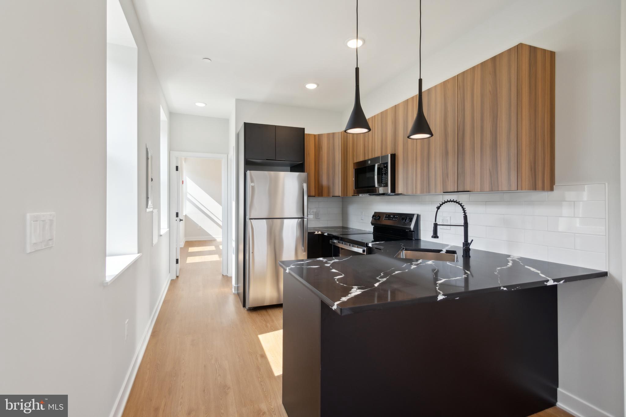 4145 W GIRARD AVE #9