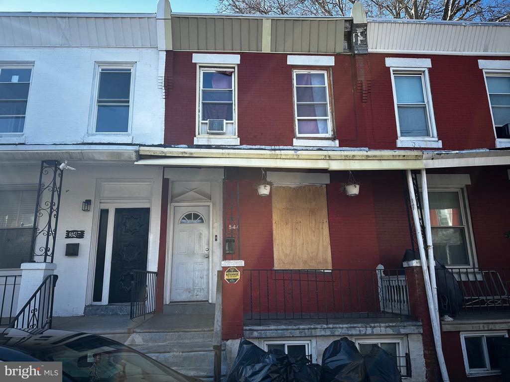544 N Creighton St