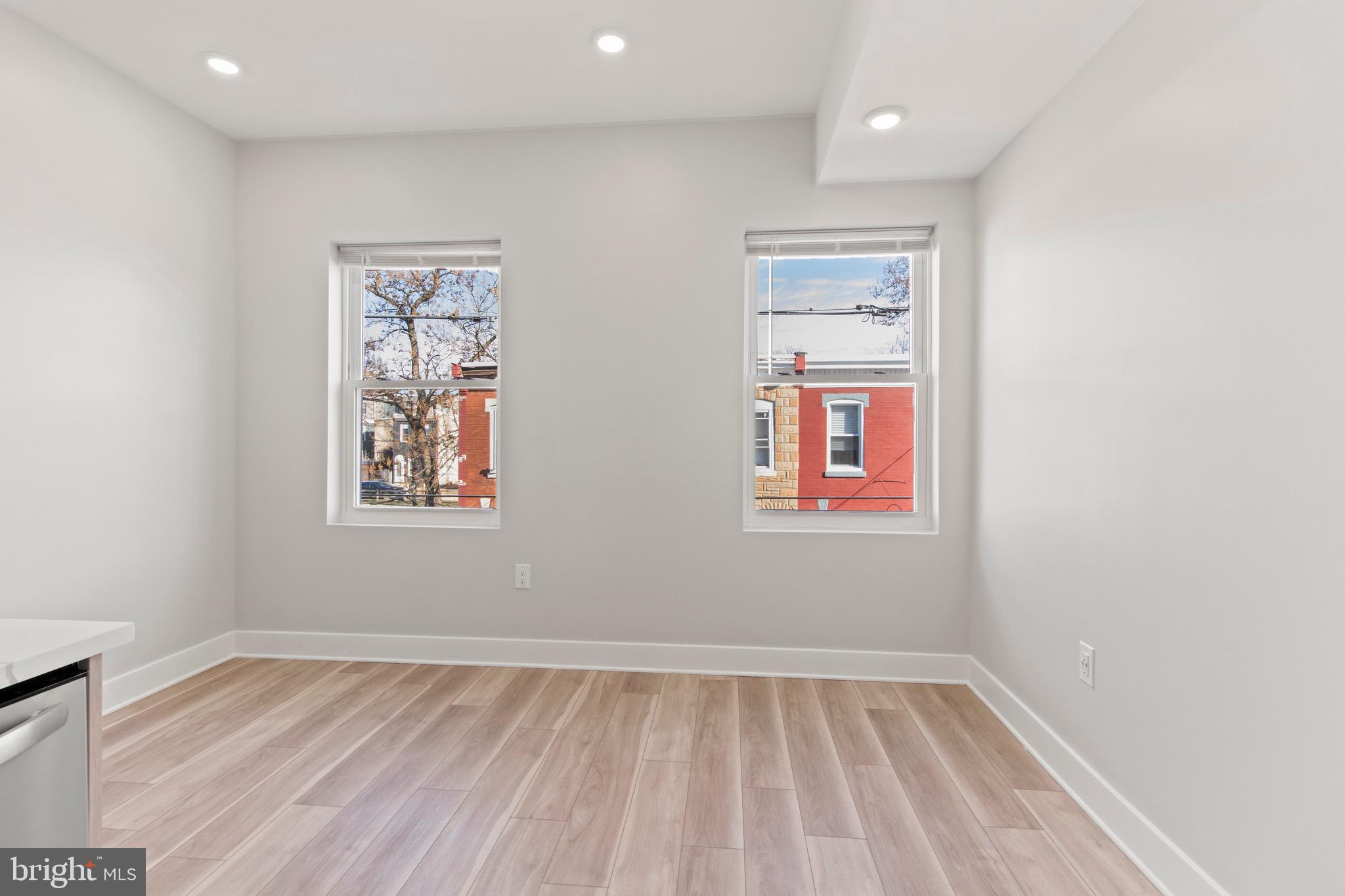 2218 W SEYBERT ST #2