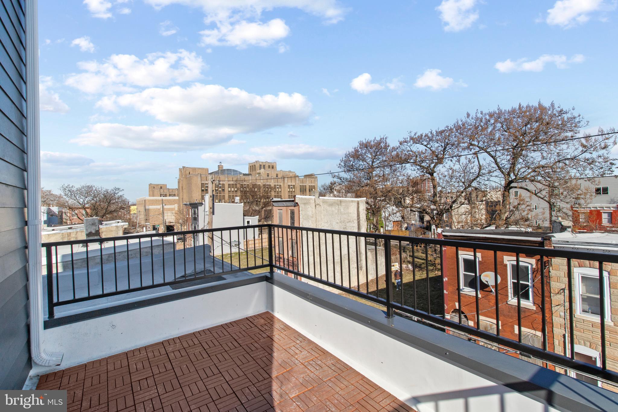 2218 W SEYBERT ST #2