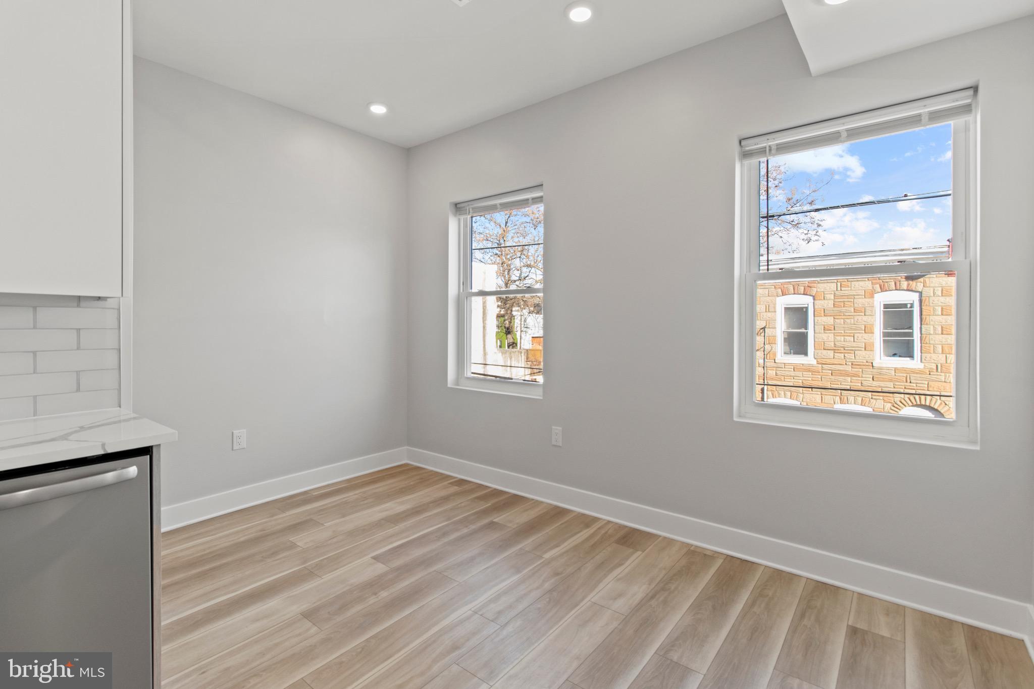 2218 W SEYBERT ST #2