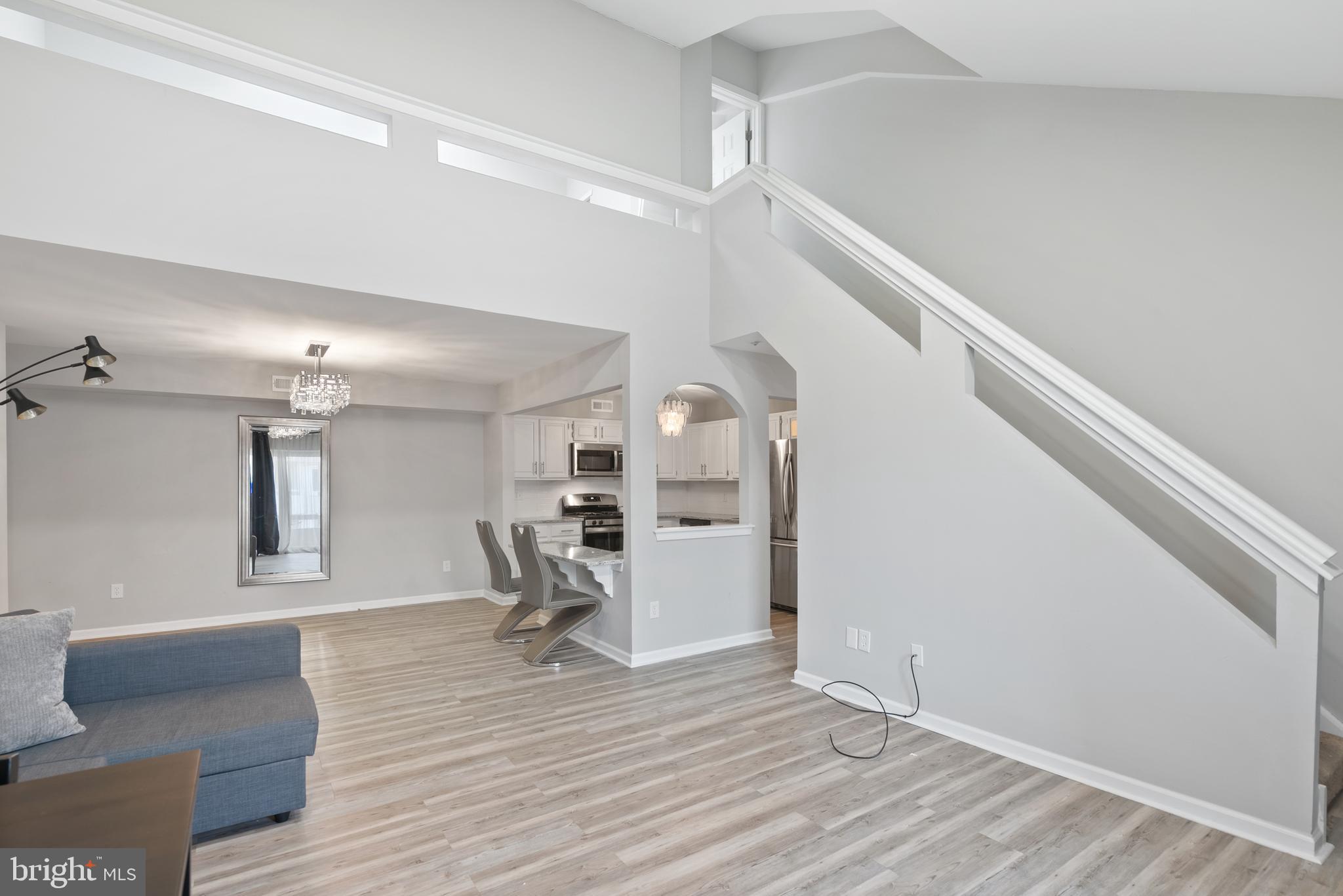 30 Bonnie Gellman Ct #B30