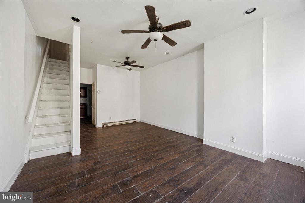 1236 W SERGEANT STREET