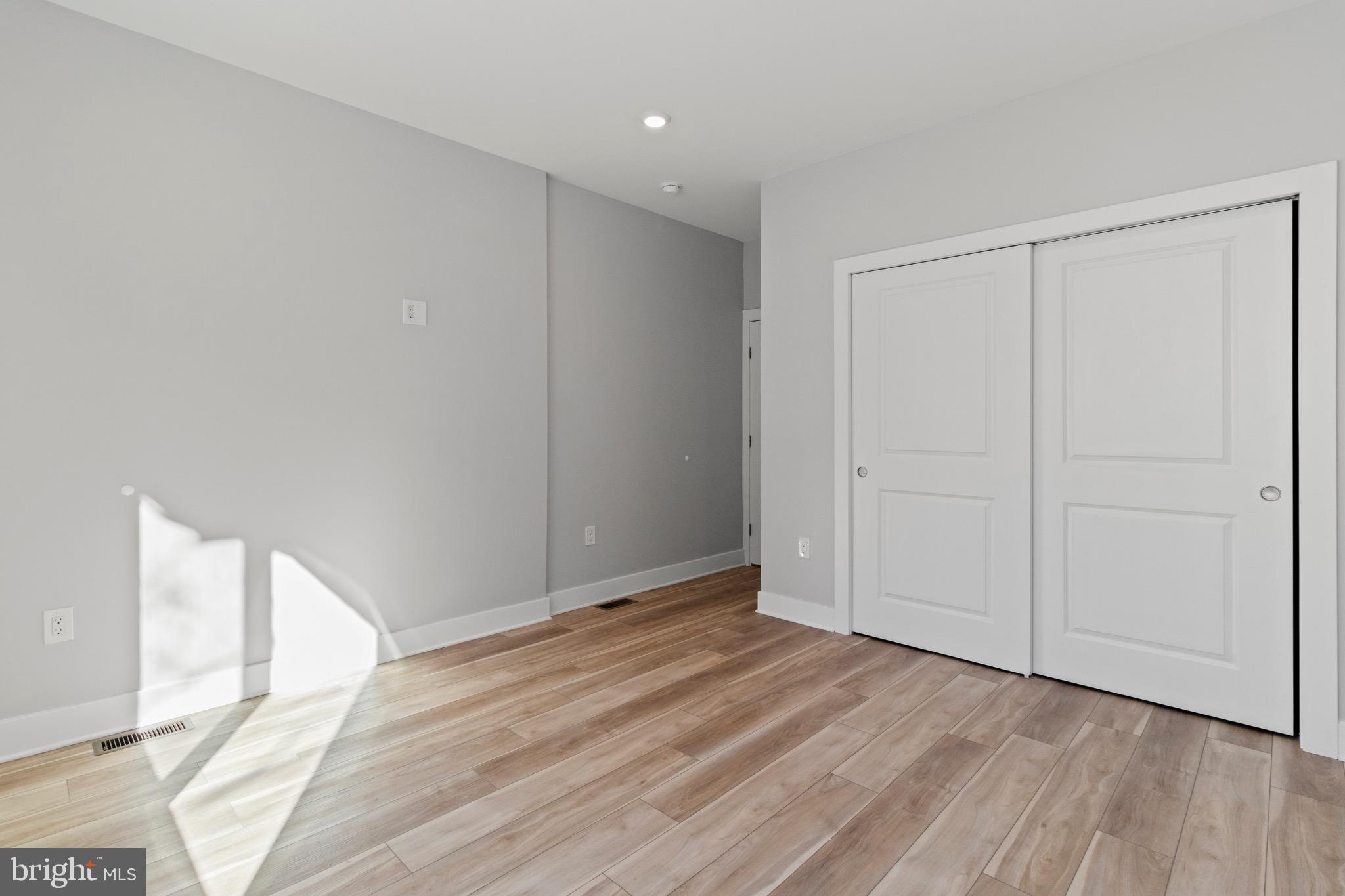 2218 W SEYBERT ST #1