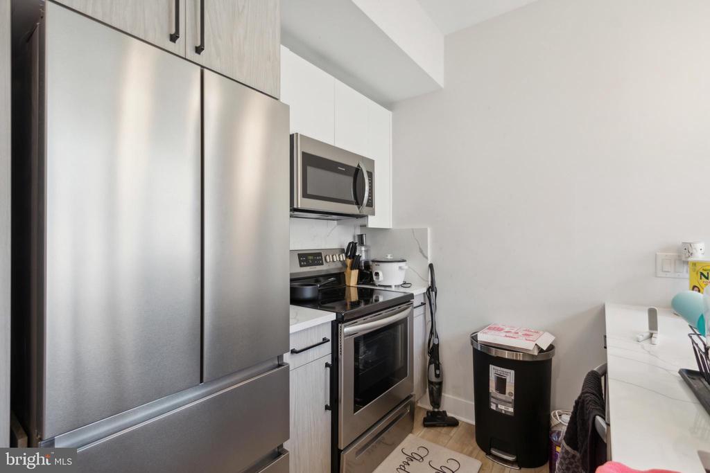 3836 HAVERFORD AVE #3
