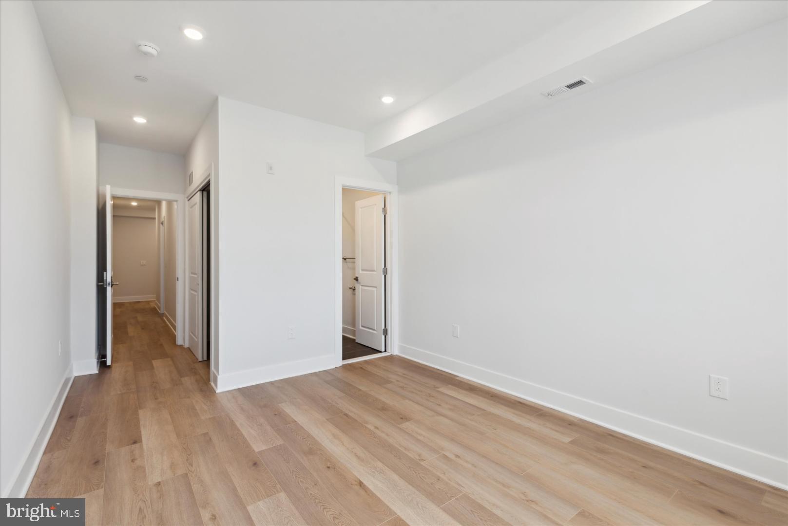 3843 HAVERFORD AVE #1