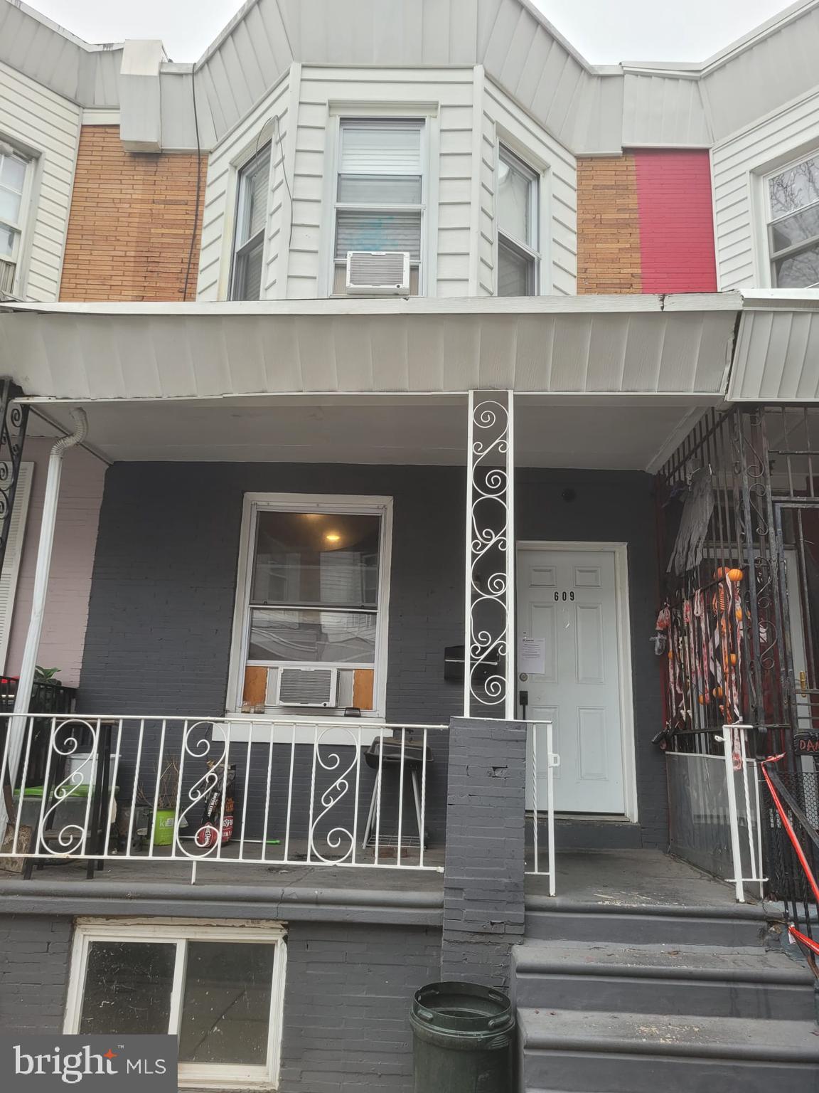 609 E WENSLEY STREET