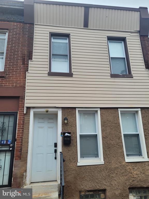 839 E Willard St