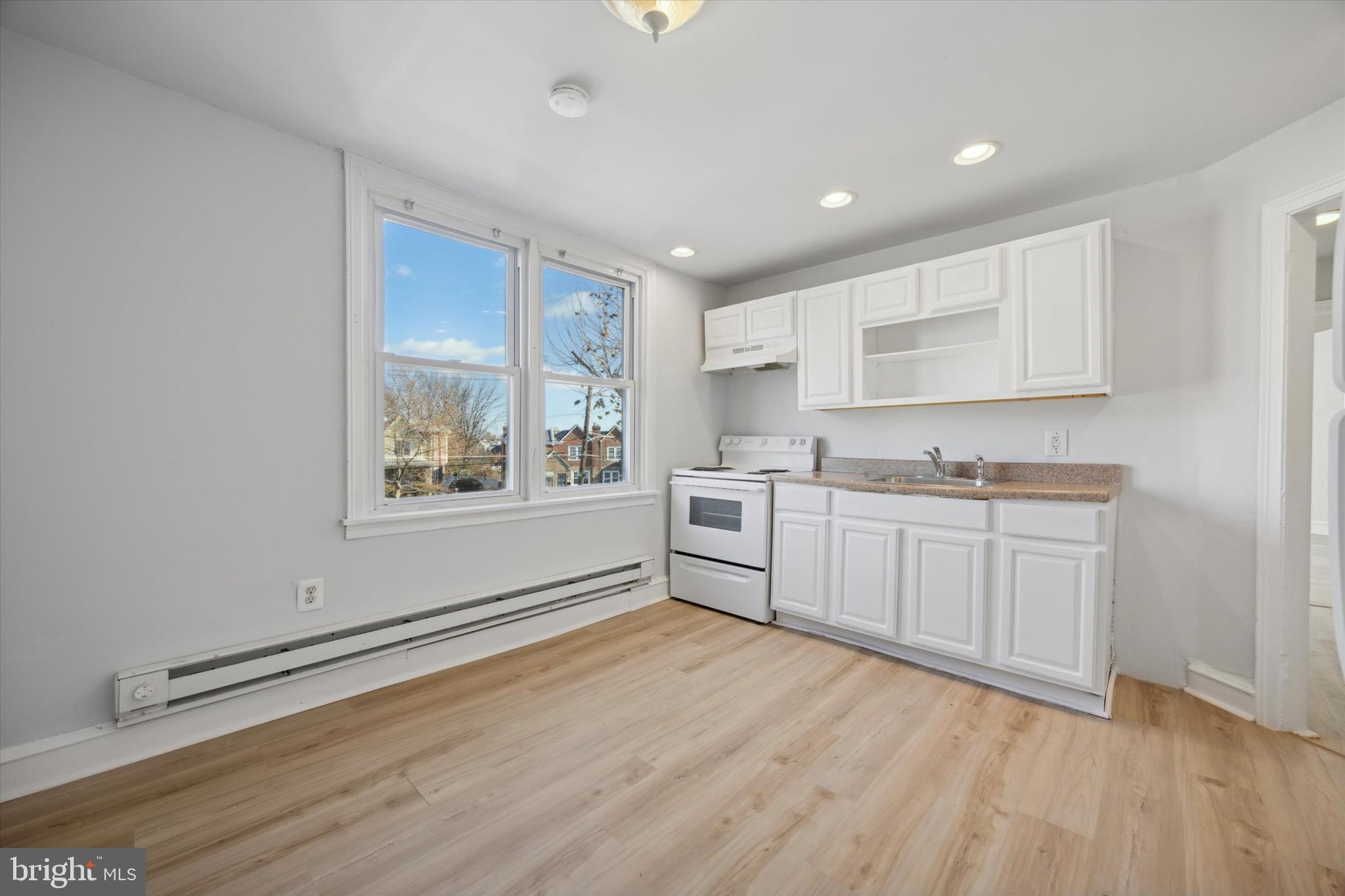1873 E TULPEHOCKEN ST #2F