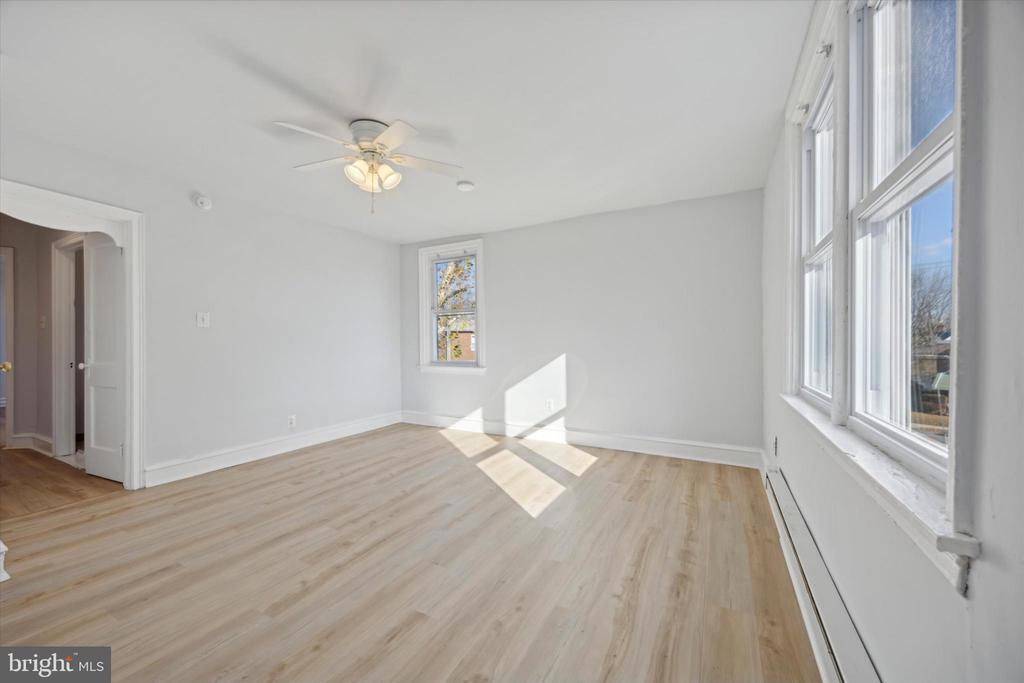 1873 E TULPEHOCKEN ST #2F