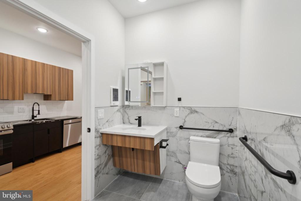 4145 W GIRARD AVE #3