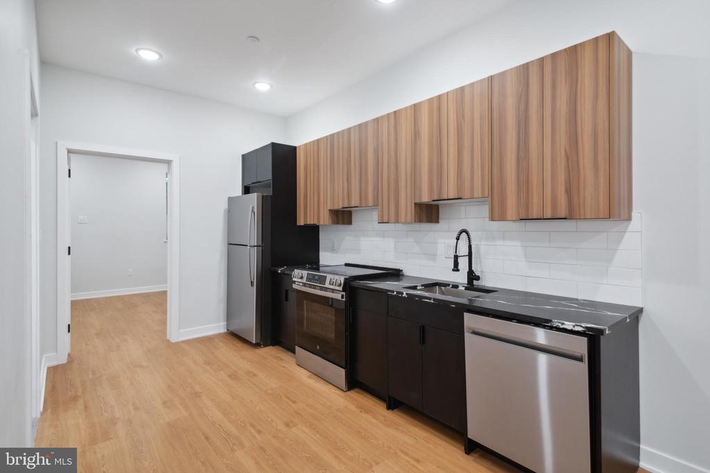 4145 W GIRARD AVE #3
