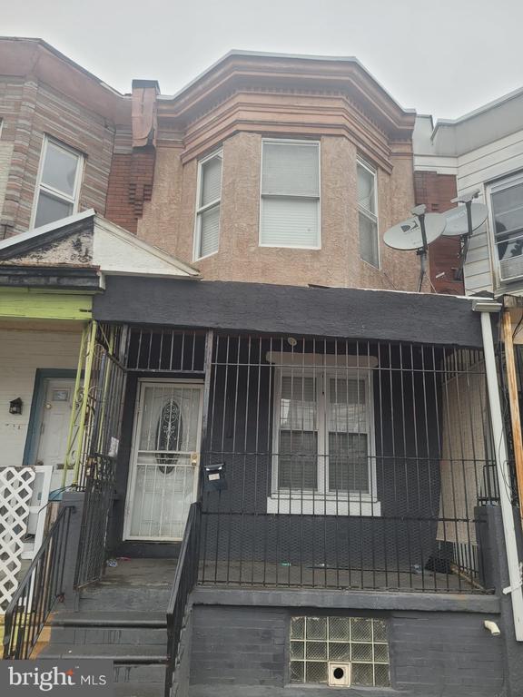 251 E INDIANA AVENUE
