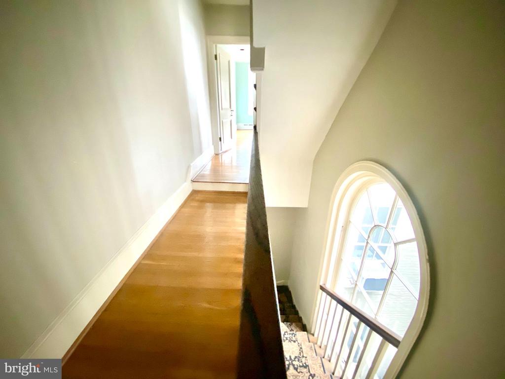 1709 RITTENHOUSE SQUARE