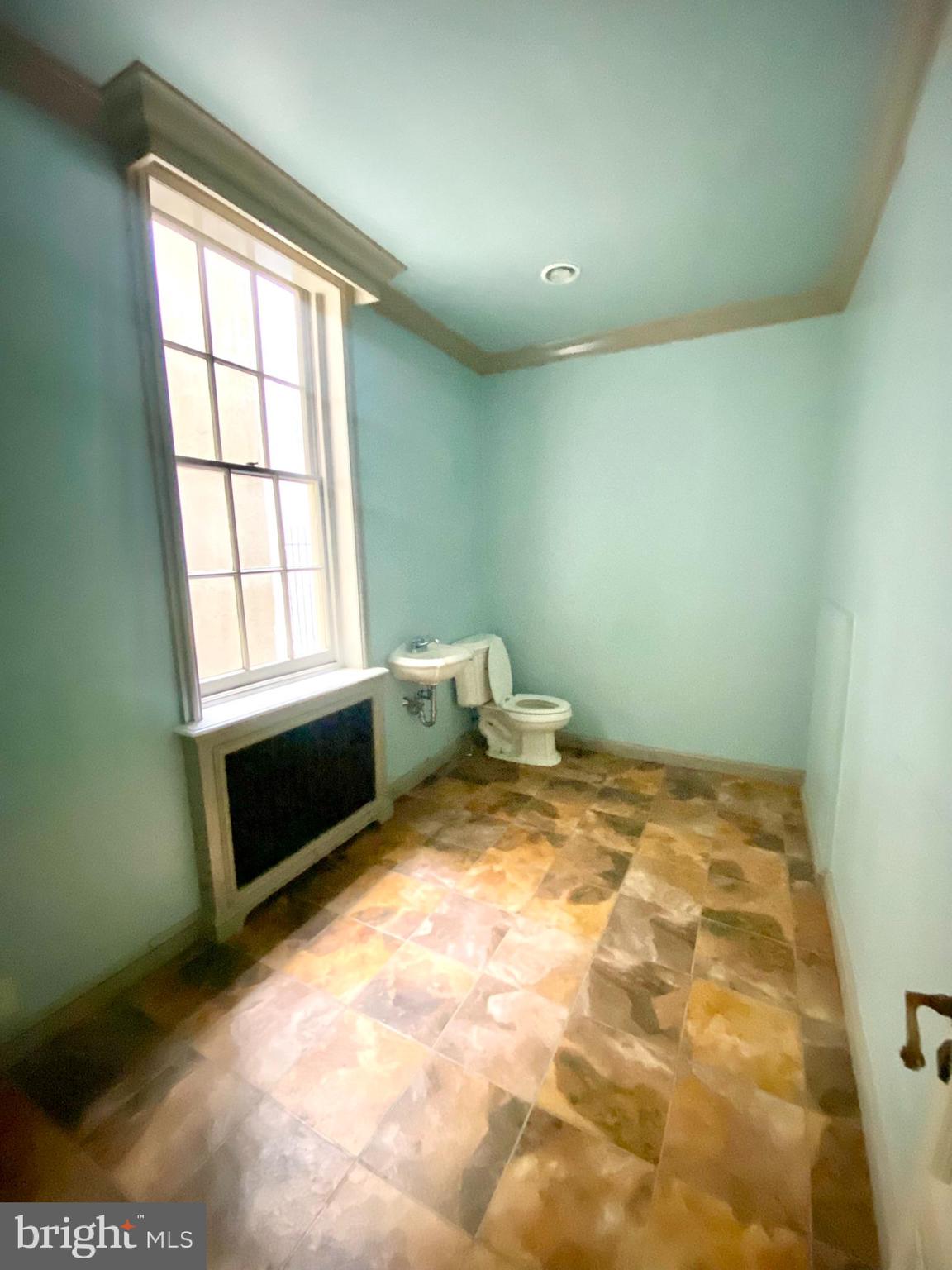 1709 RITTENHOUSE SQUARE