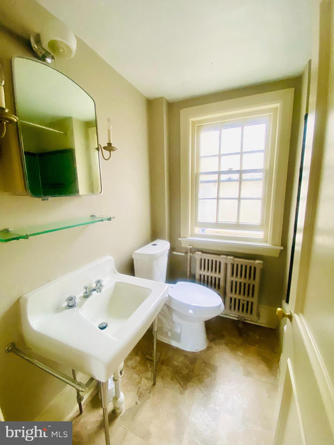 1709 RITTENHOUSE SQUARE