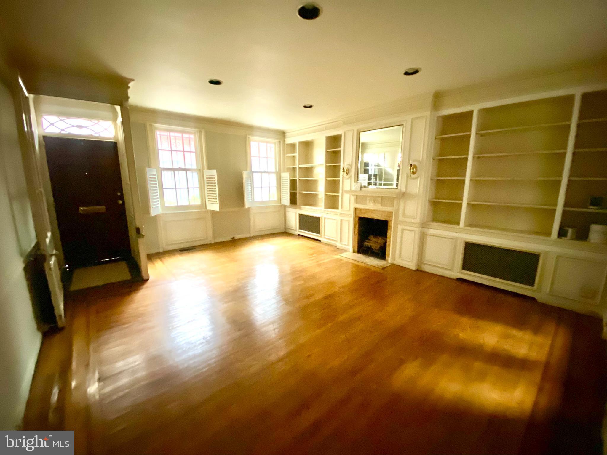 1709 RITTENHOUSE SQUARE