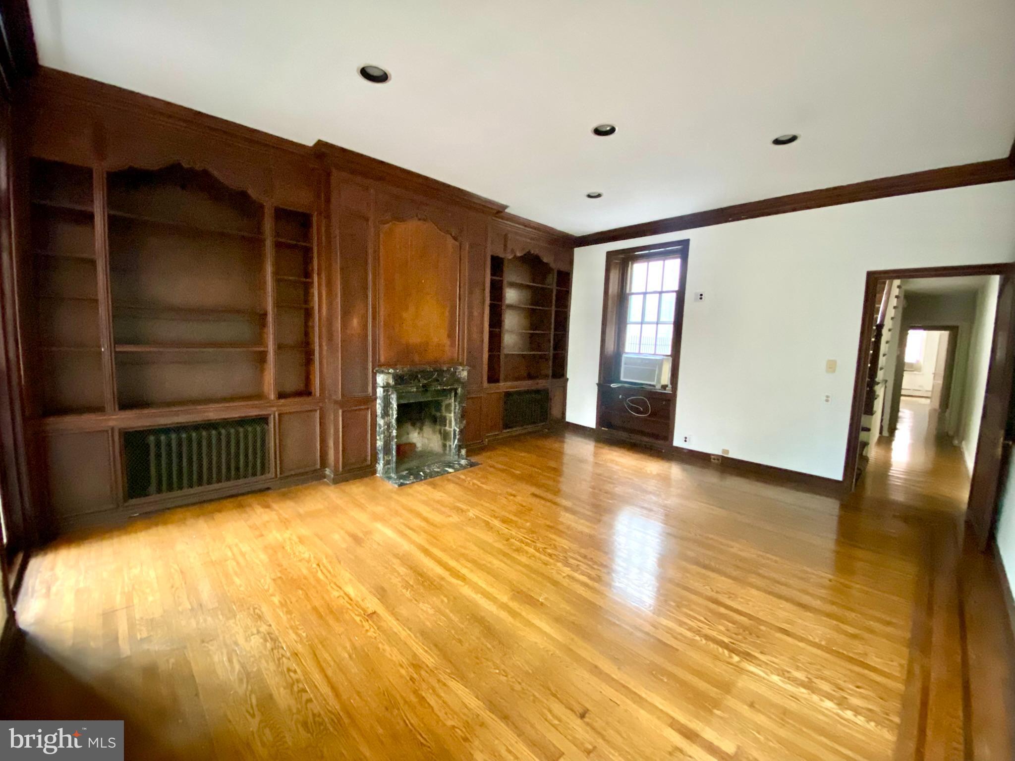 1709 RITTENHOUSE SQUARE
