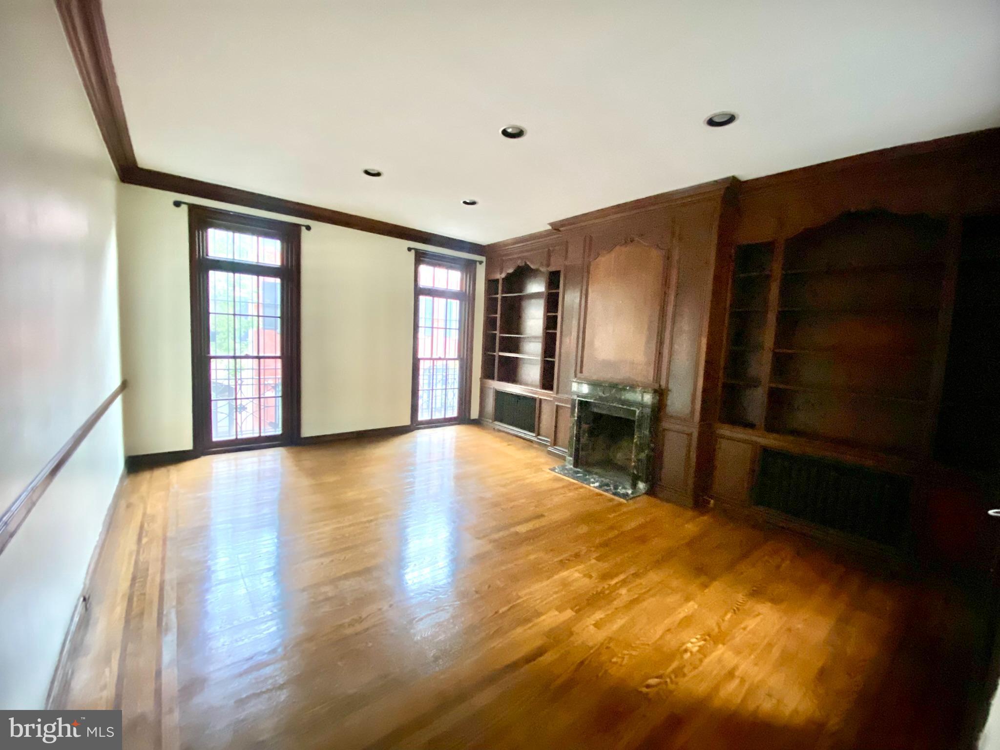 1709 RITTENHOUSE SQUARE
