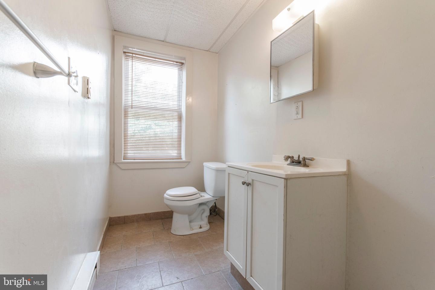 513 W GIRARD AVE #2R
