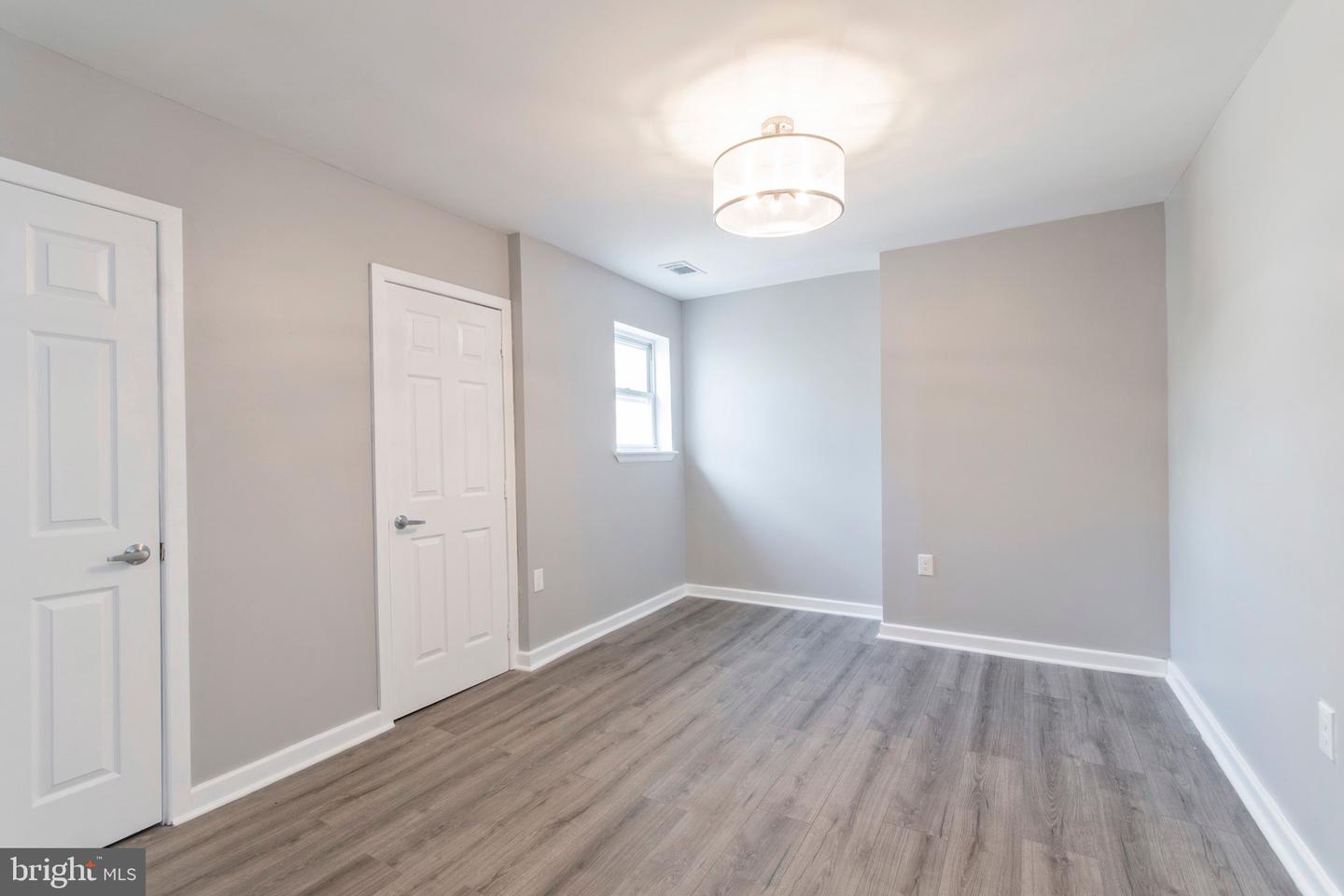 515 W GIRARD AVE #3F