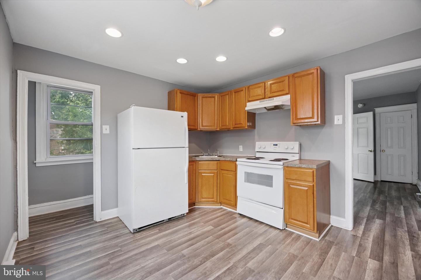 1873 E TULPEHOCKEN ST #1F
