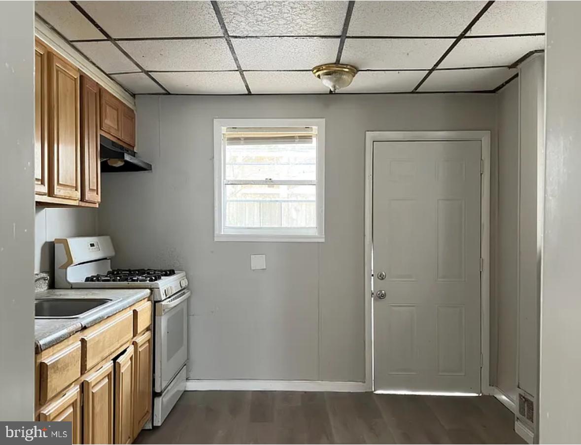 1536 S BAILEY STREET