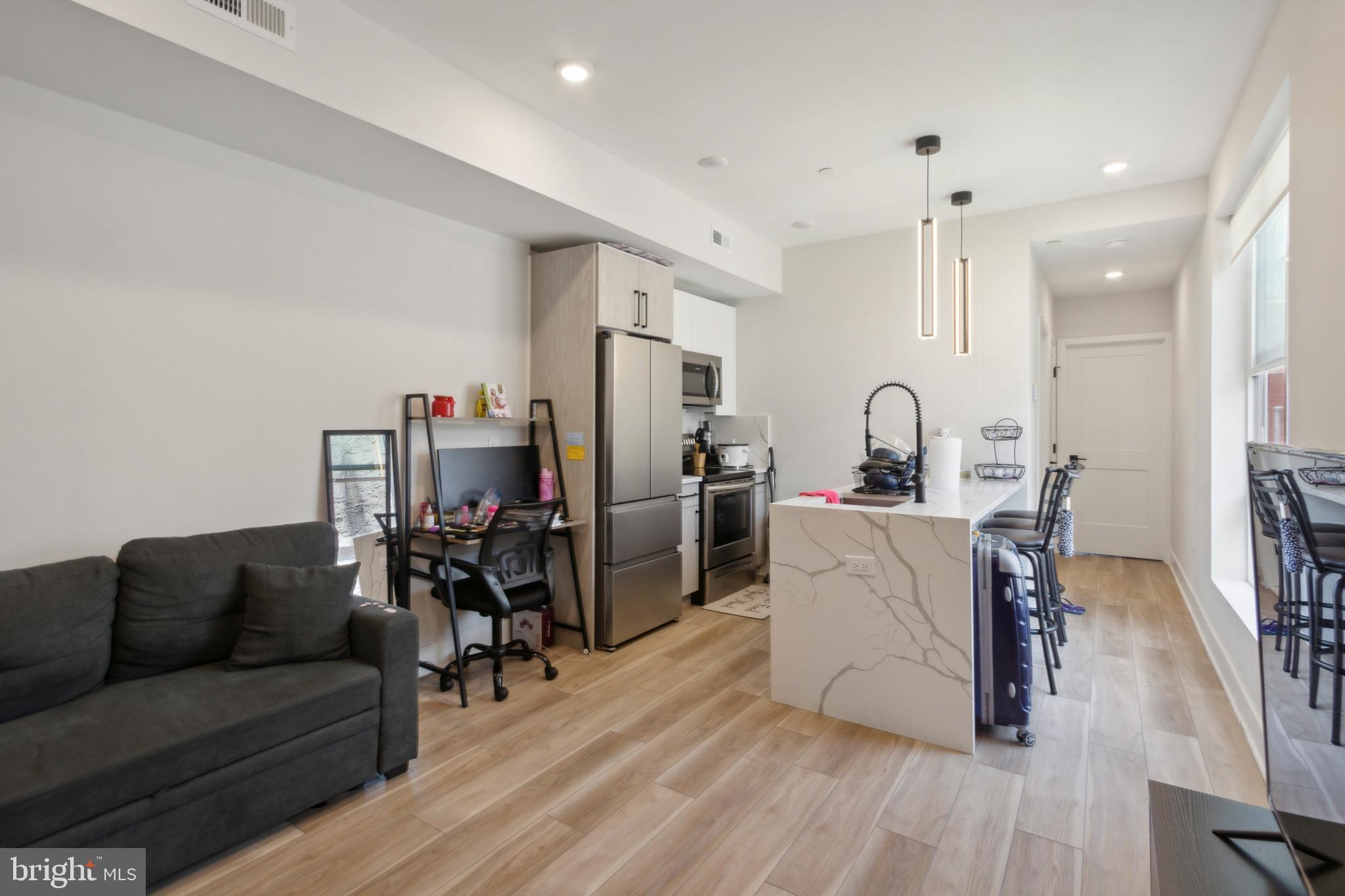 3836 HAVERFORD AVE #5