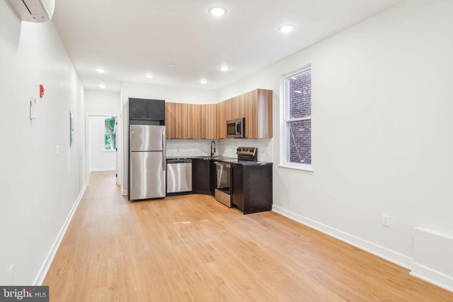 4145 W GIRARD AVE #12