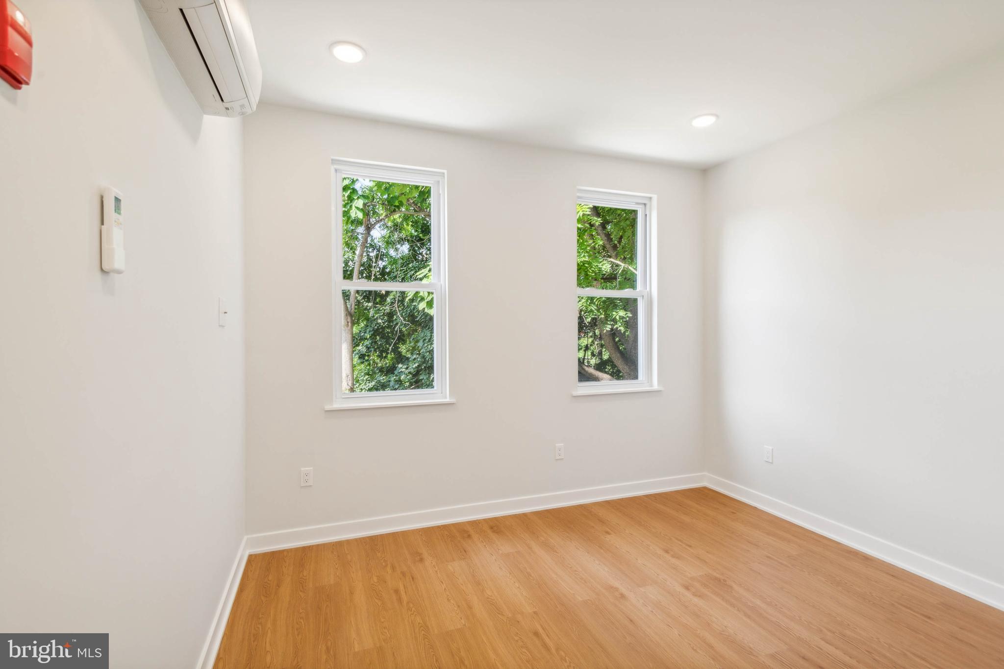 4145 W GIRARD AVE #12