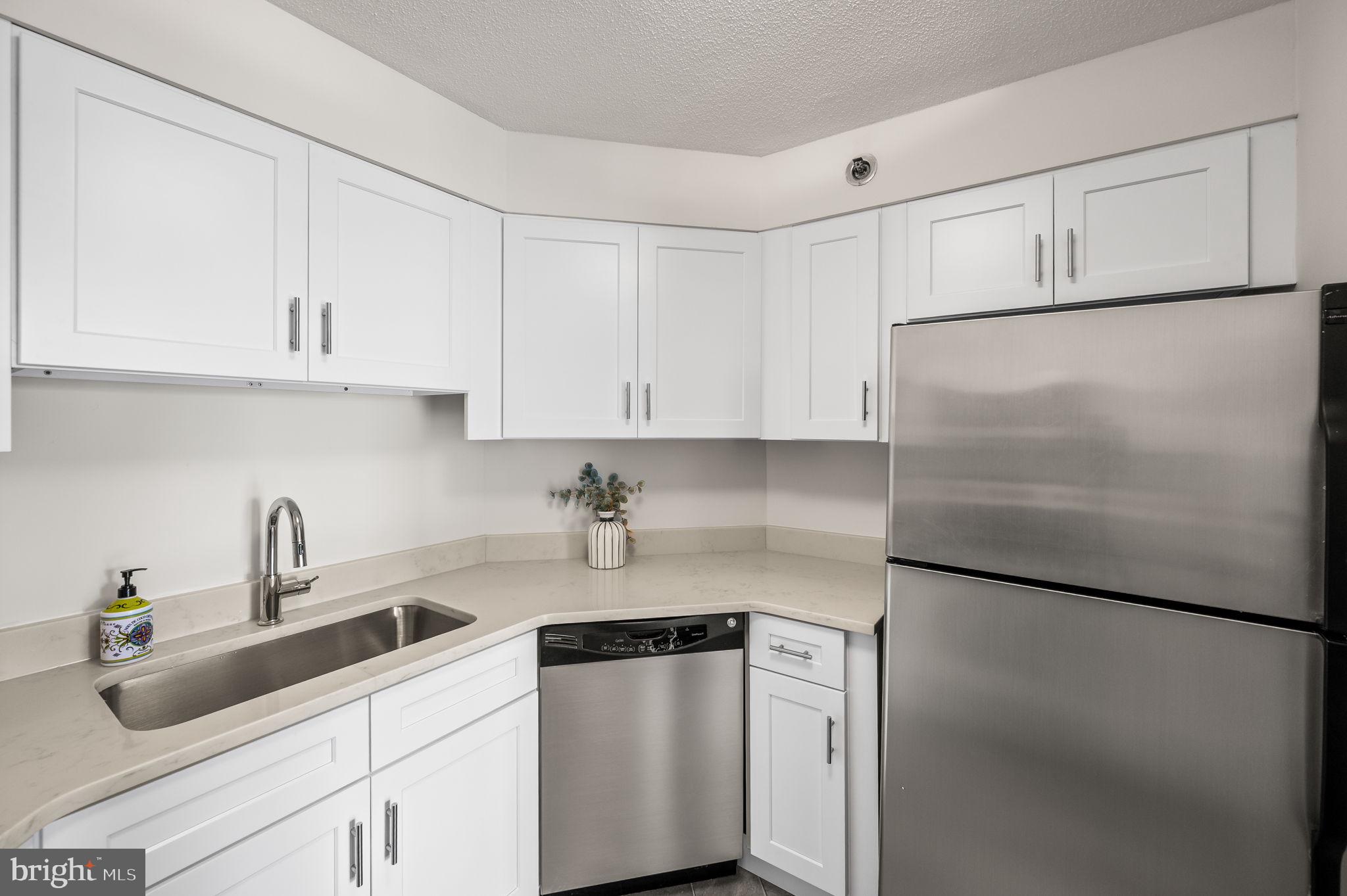 2020 WALNUT STREET 29D