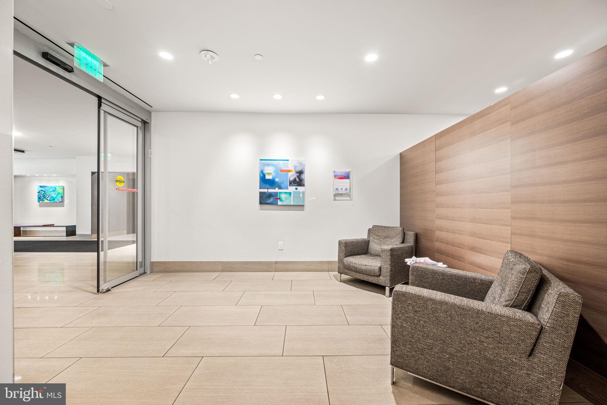 2020 WALNUT STREET 29D