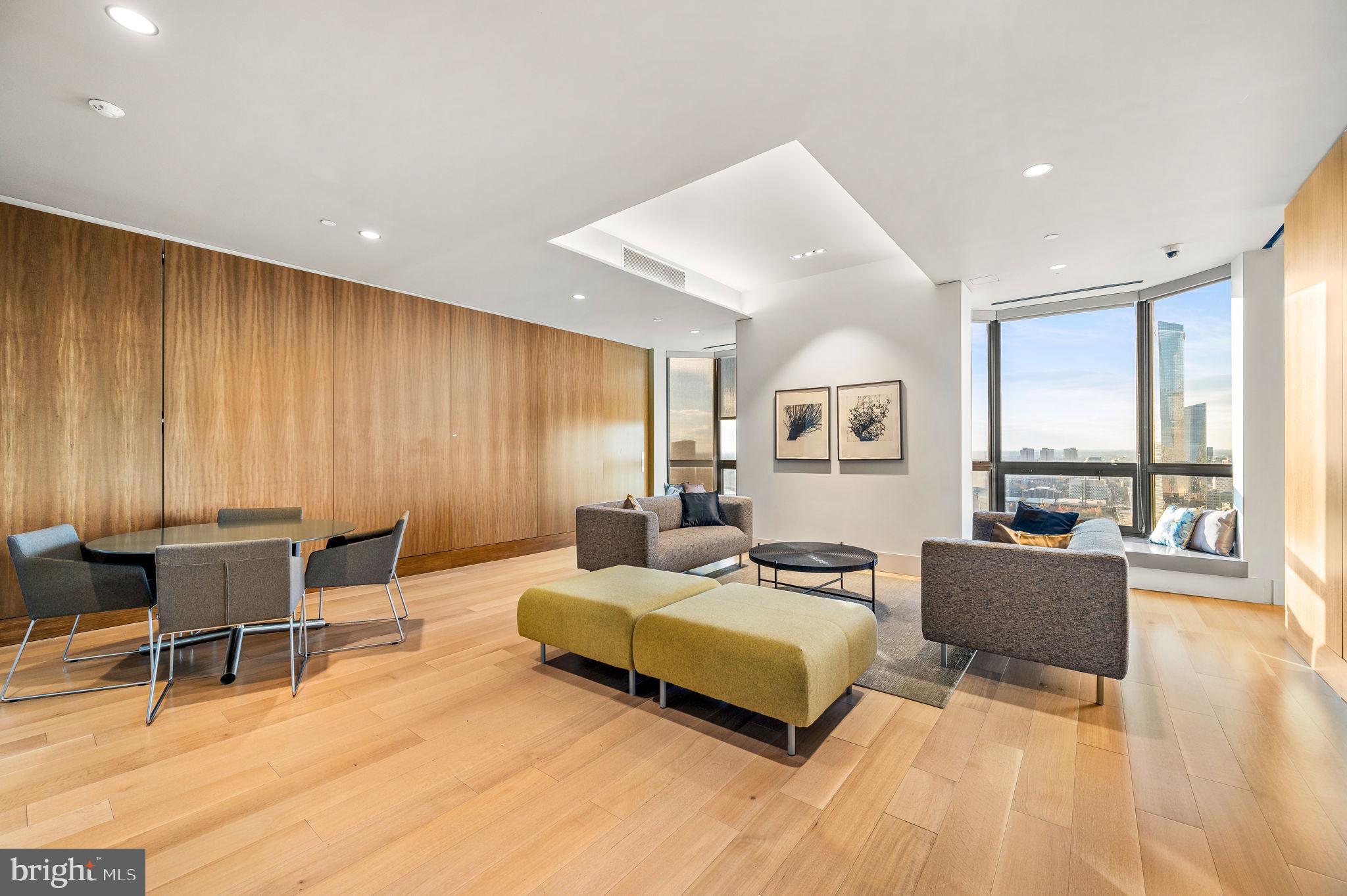 2020 WALNUT STREET 29D