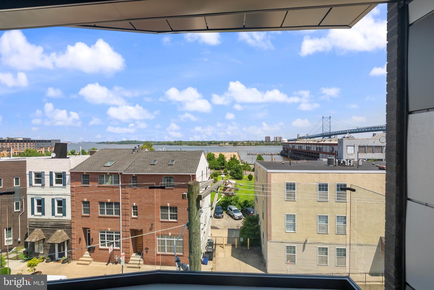 408-10 N FRONT ST #5