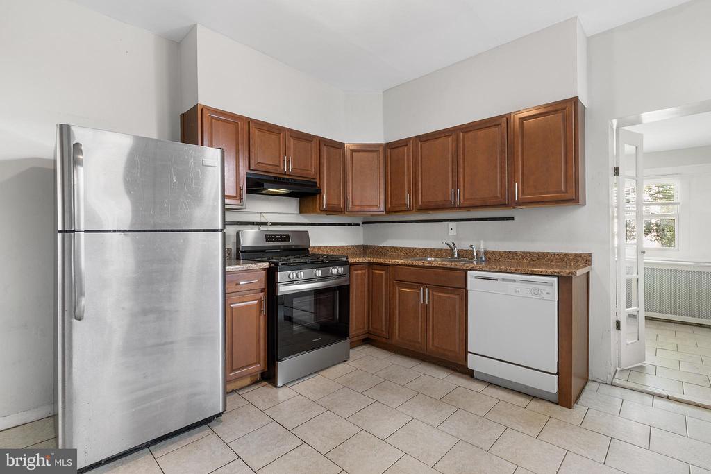 106 KALOS ST